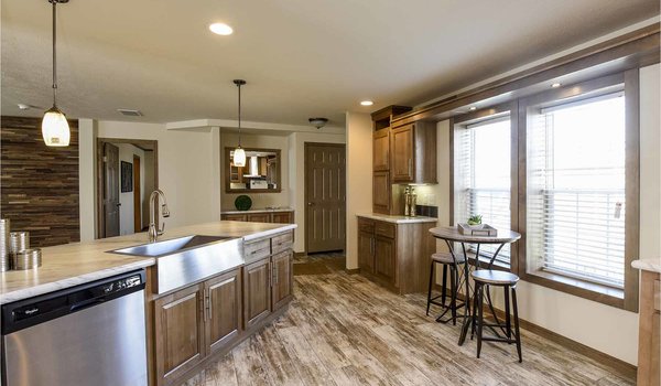 New Moon Sectional 3266-01 by Redman Homes Topeka - ModularHomes.com